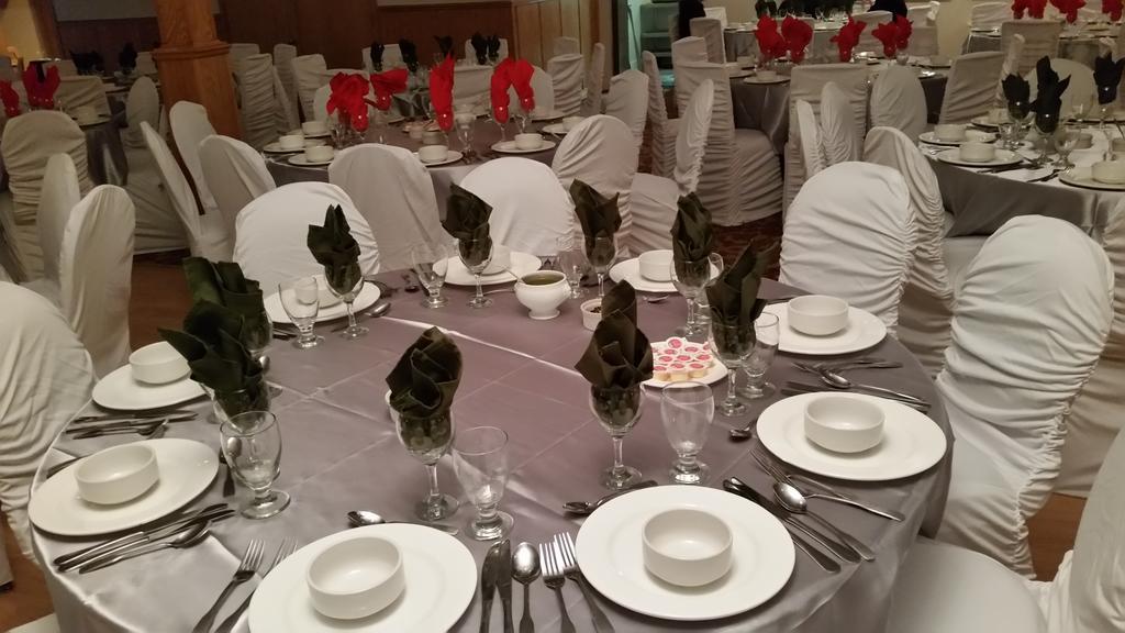 Canadas Best Value Inn ウェランド エクステリア 写真