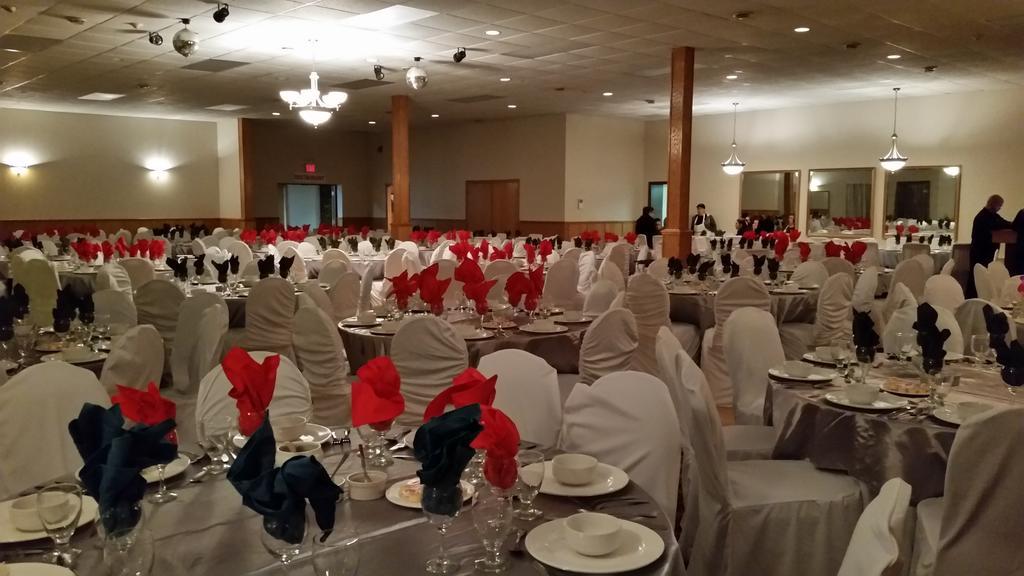 Canadas Best Value Inn ウェランド エクステリア 写真