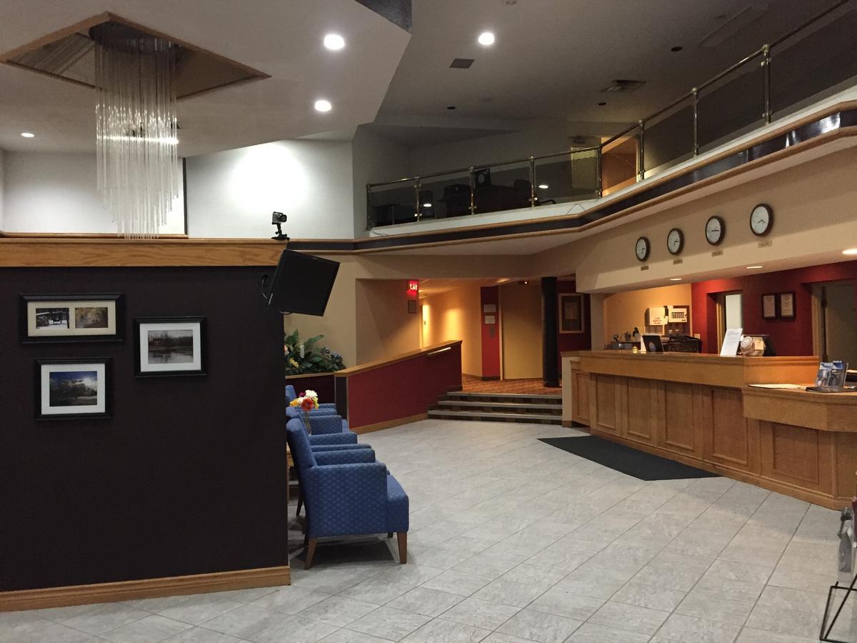 Canadas Best Value Inn ウェランド エクステリア 写真