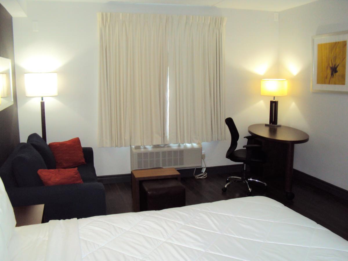 Canadas Best Value Inn ウェランド エクステリア 写真