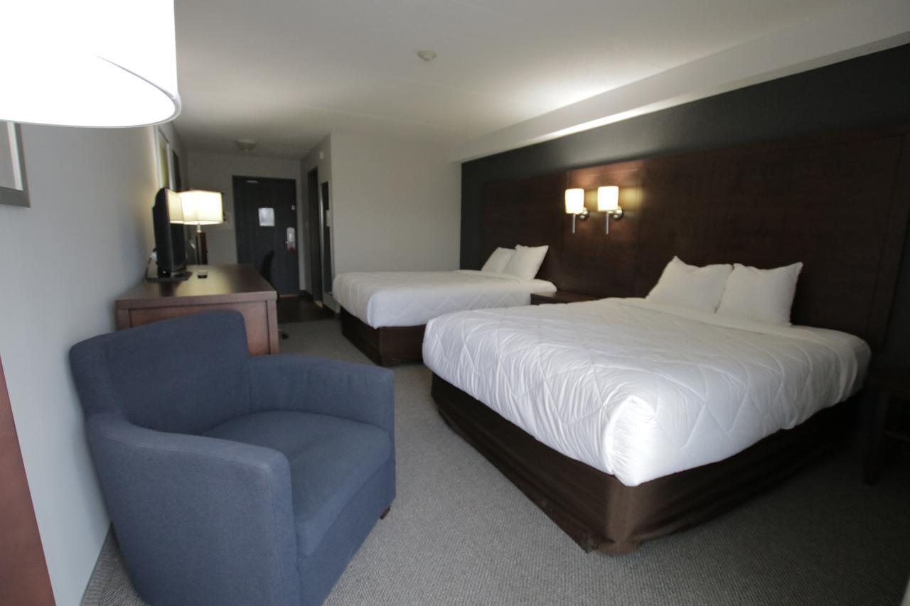 Canadas Best Value Inn ウェランド エクステリア 写真